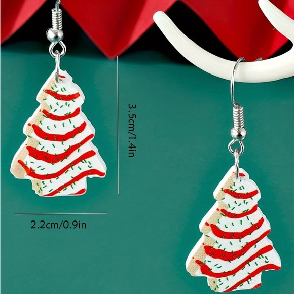 Christmas Cake Earrings - Picture 2 of 3